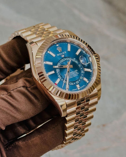 ROLEX SKY-DWELLER – ROSEGOLD | BLUE DIAL 🔥