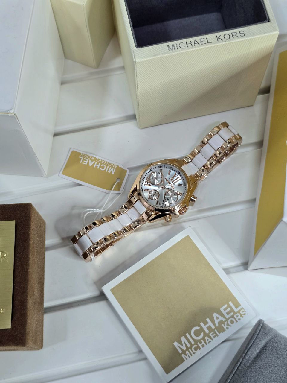 *Perfectly made for outgoing and active ladies, this Michael Kors modern and stylish watch would be a great accessory for you.*