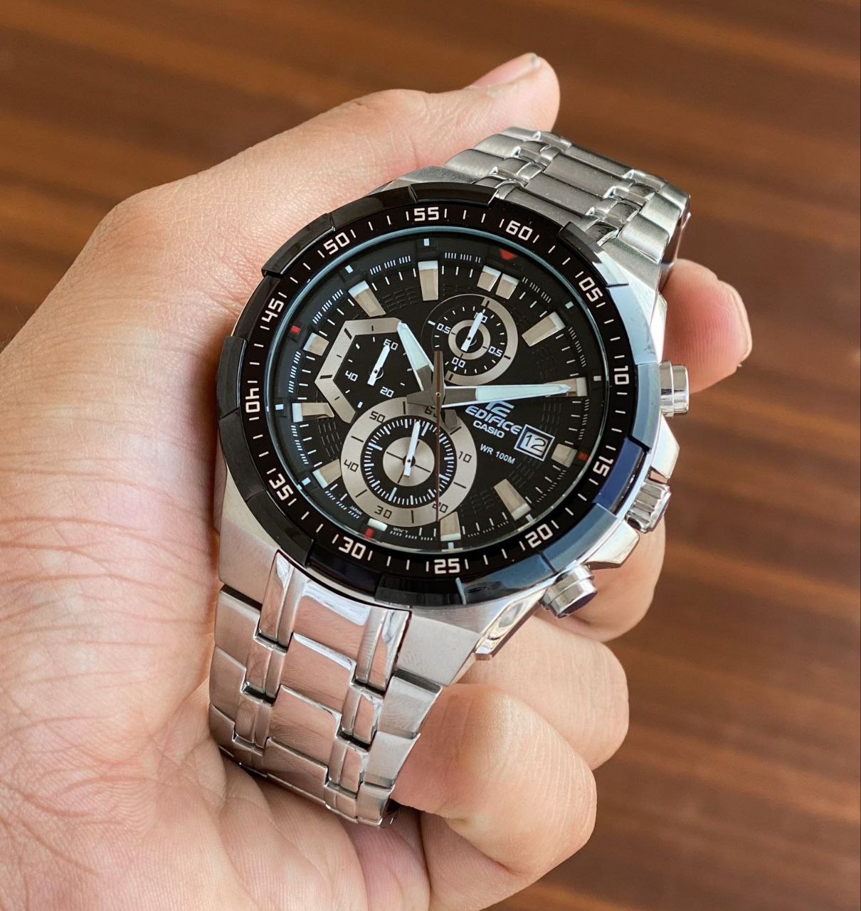 *Casio Edifice EFR-539*  /          Because the first impression counts: The EX190 EFR-539 DY is the perfect watch in your budget.