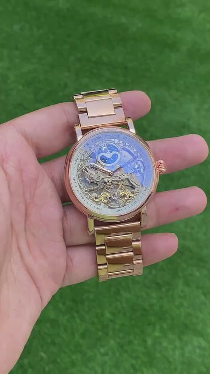 Since its creation,the iconic movement has made history;an intergral component of many of PATEK PHILIPPE’S most renowned timepieces in the cureent collection.*